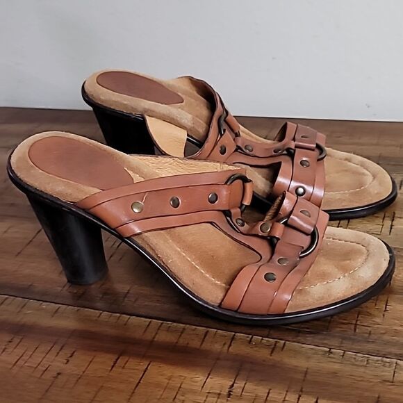 John A Frye Elvira Brown Studded Leather Slip On Heel Sandals - Picture 5 of 10